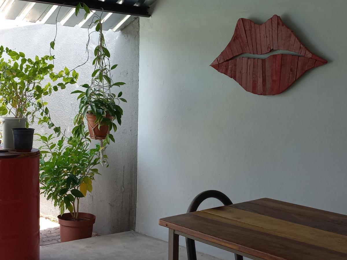 Urban Farm Haus Guesthouse Рунду Екстериор снимка