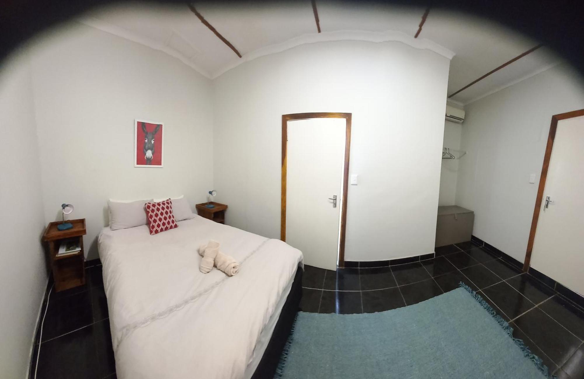 Urban Farm Haus Guesthouse Рунду Стая снимка